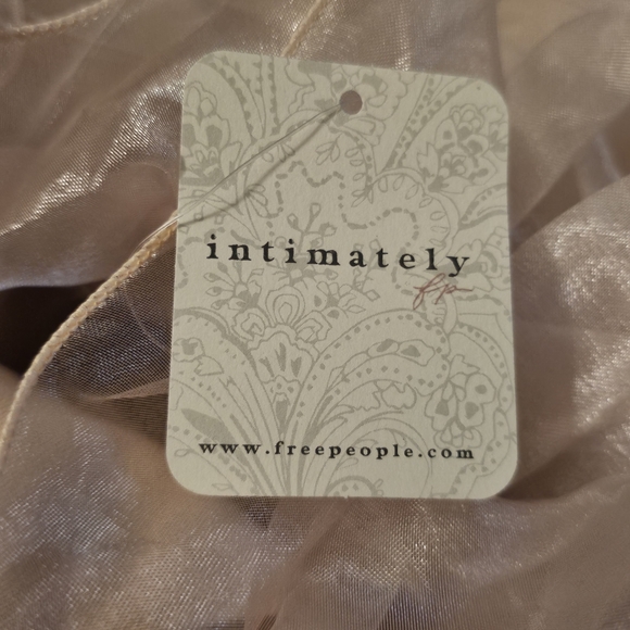 Free People, intimately free Pink Ruffled Bosysuit XS - Picture 4 of 4